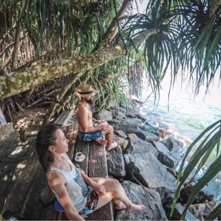 Ocean Beach House Matara Luaran gambar