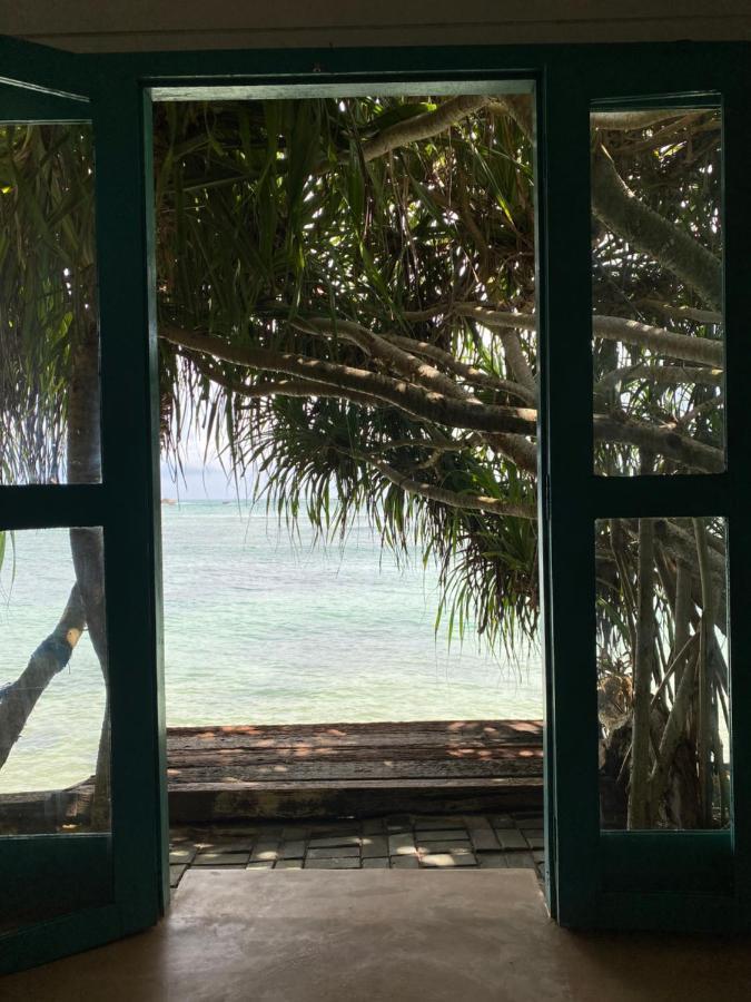 Ocean Beach House Matara Luaran gambar