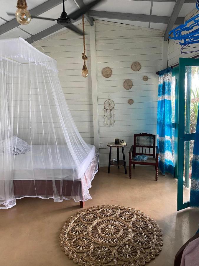 Ocean Beach House Matara Luaran gambar
