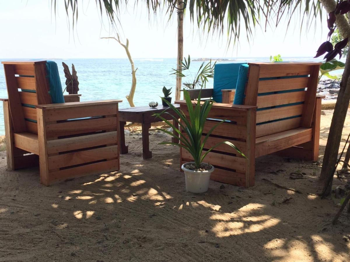 Ocean Beach House Matara Luaran gambar